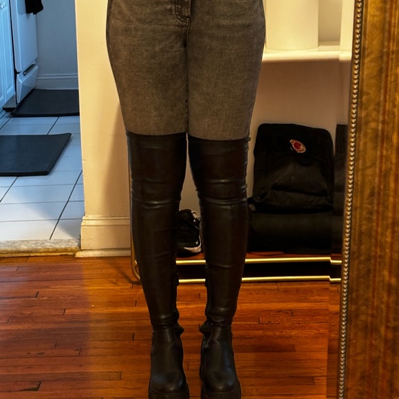 The SLIM FIT AZALEA WANG 4 way over the knee boot - Picture 4 of 7